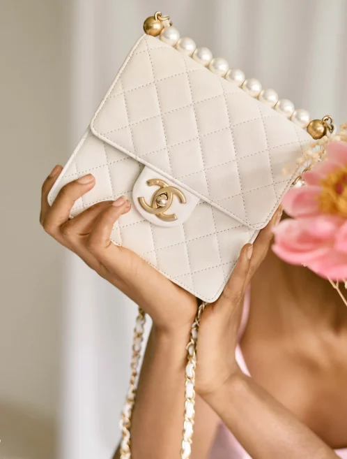 Chanel Classic à rabat Mini blanc avec perles