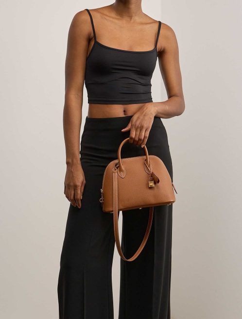 Hermès Bolide 25 Epsom Gold on Model | Sell your designer bag