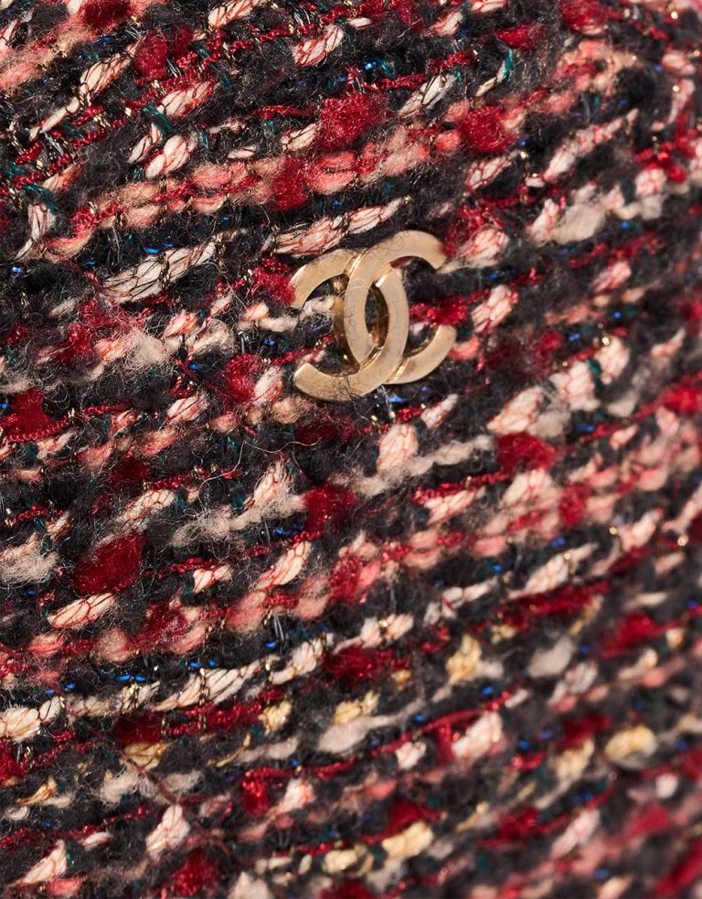 Chanel Round Clutch Tweed Red / Multicolour Closing System | Sell your designer bag