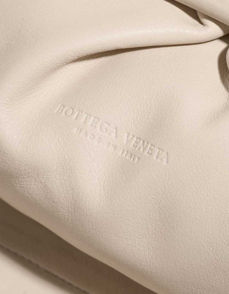 Bottega Veneta Pouch Calf White Logo | Sell your designer bag