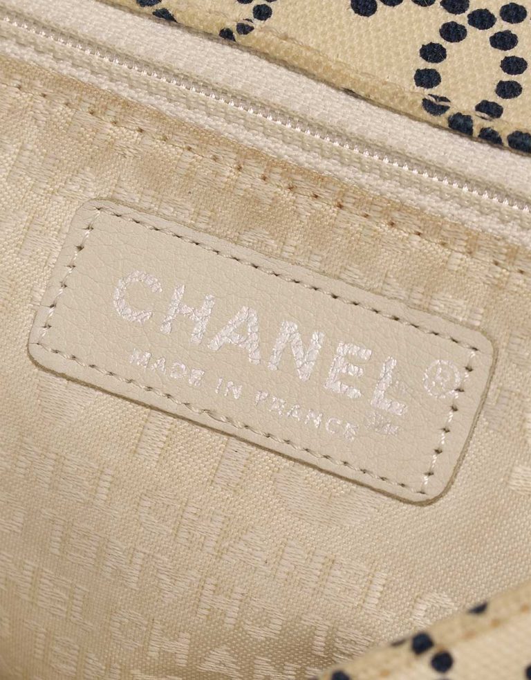 Chanel Timeless Medium Canvas Beige / Black Logo | Vendre votre sac de créateur