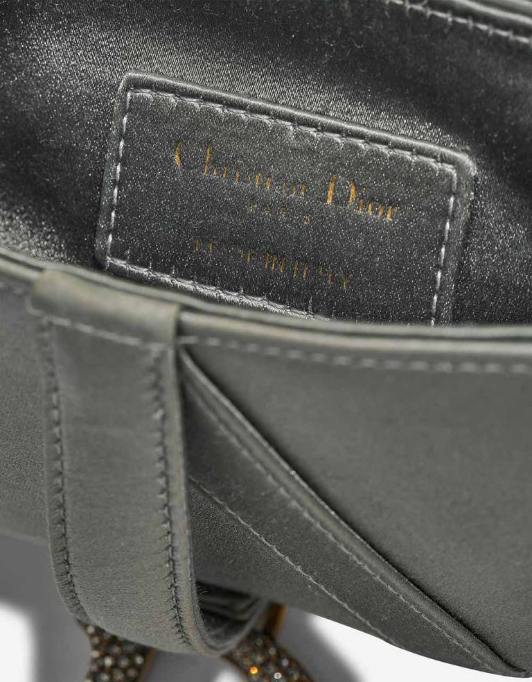 Dior Saddle Satin Grau Logo | Verkaufen Sie Ihre Designer-Tasche