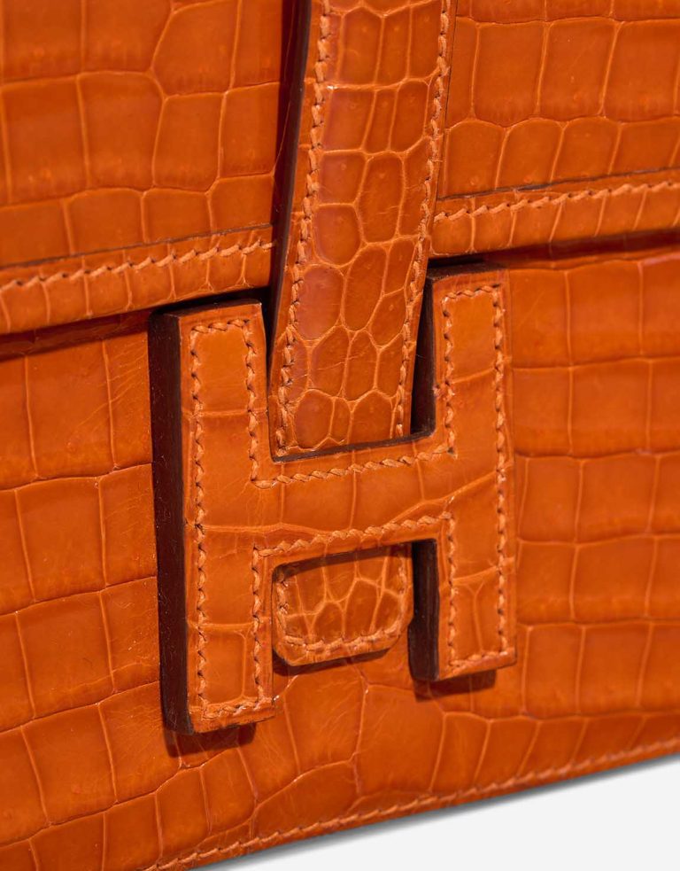 Hermès Jige Mini Niloticus Crocodile Pain d'Épice Closing System | Sell your designer bag