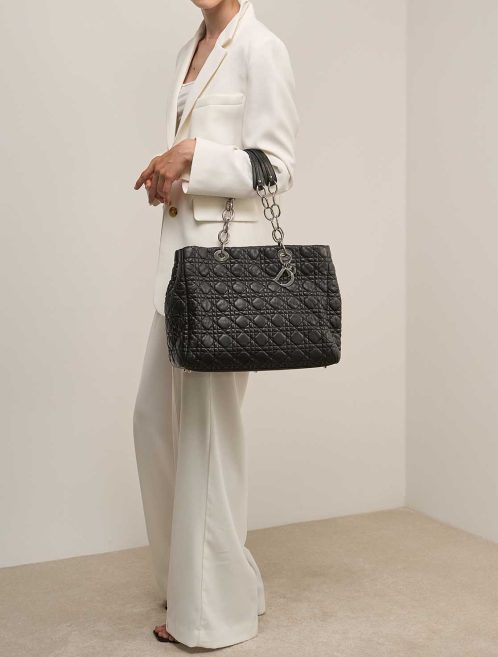 Dior Shopper Lamb Black on Model | Sell your designer bag