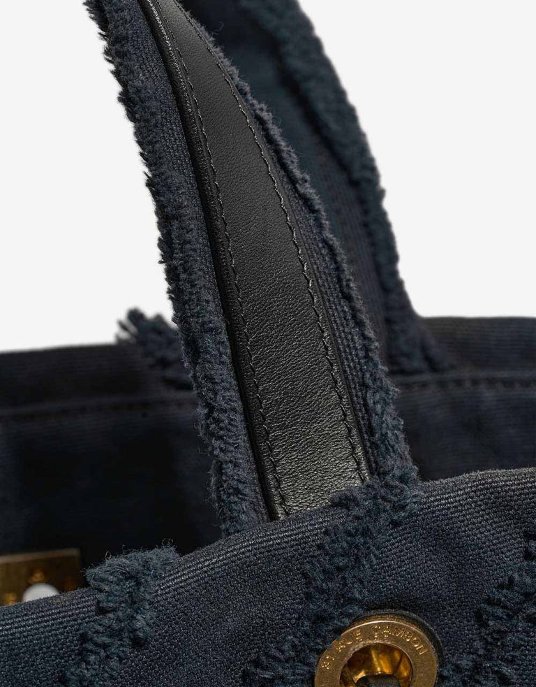 Chanel Deauville Medium Denim Navy Signs of wear | Sell your designer bag