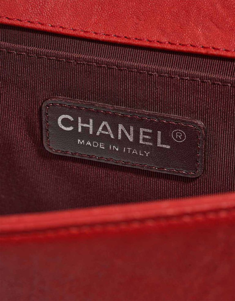 Chanel Boy Old Medium Calf Red Logo | Vendez votre sac de créateur