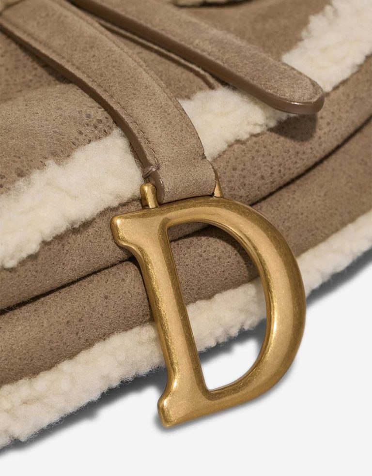 Dior Saddle Medium Shearling / Calf Brown / White Closing System | Sell your designer bag