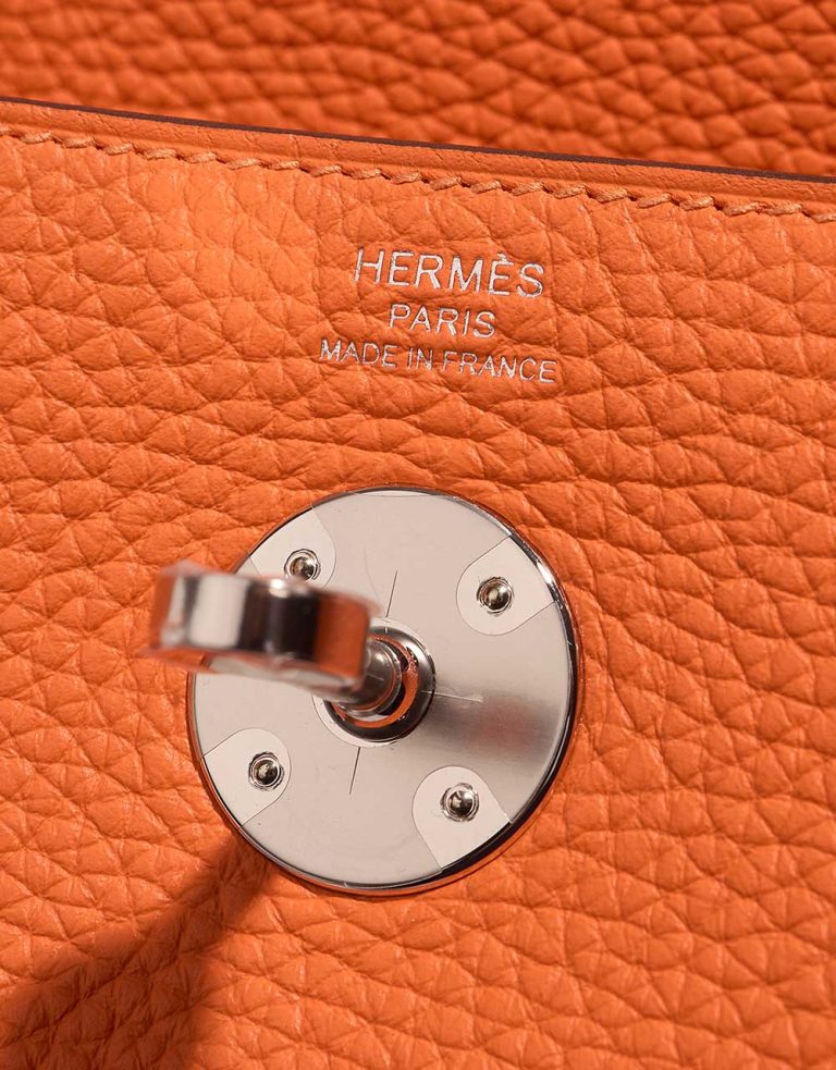 Hermès Lindy 26 Taurillon Clémence Orange Minium Logo | Verkaufen Sie Ihre Designer-Tasche