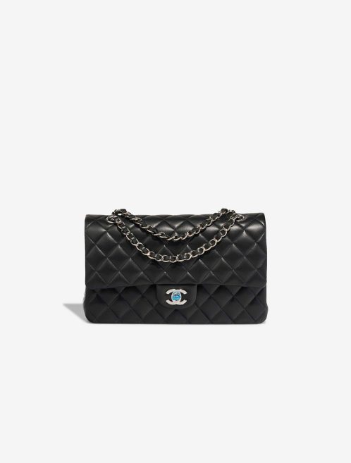 Chanel Timeless Medium Lammleder Schwarz Front | Verkaufen Sie Ihre Designer-Tasche