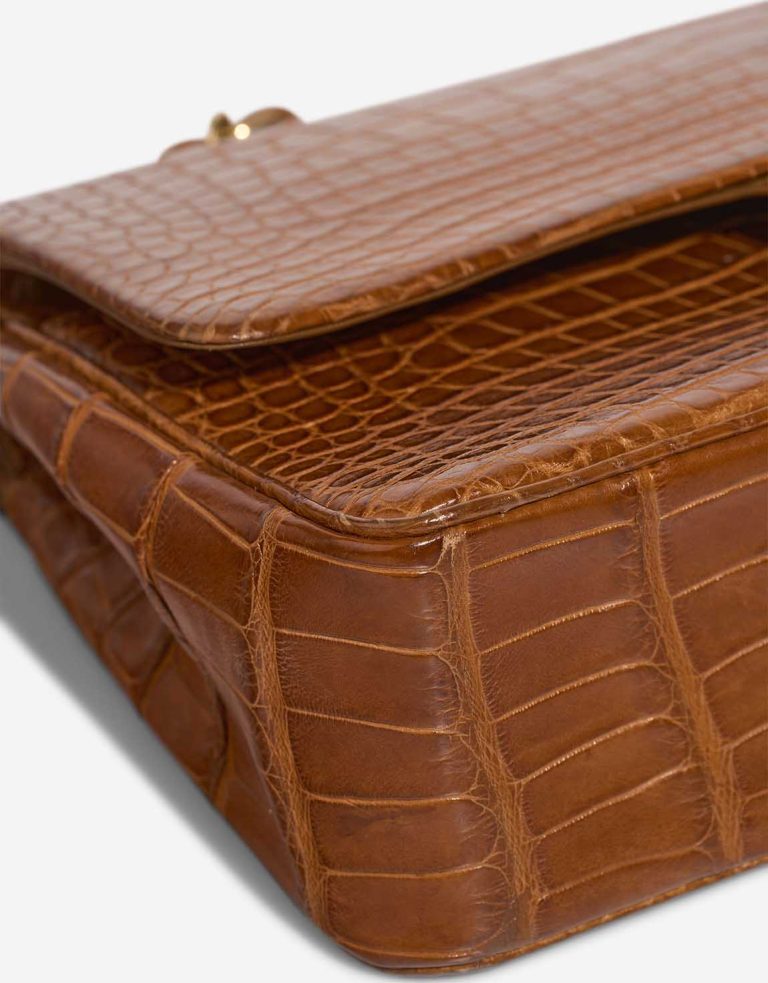 Chanel Timeless Medium Alligator Brown Signs of wear | Sell your designer bag