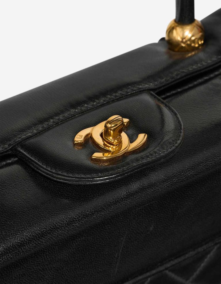 Chanel Handle Lamb Black Closing System | Sell your designer bag