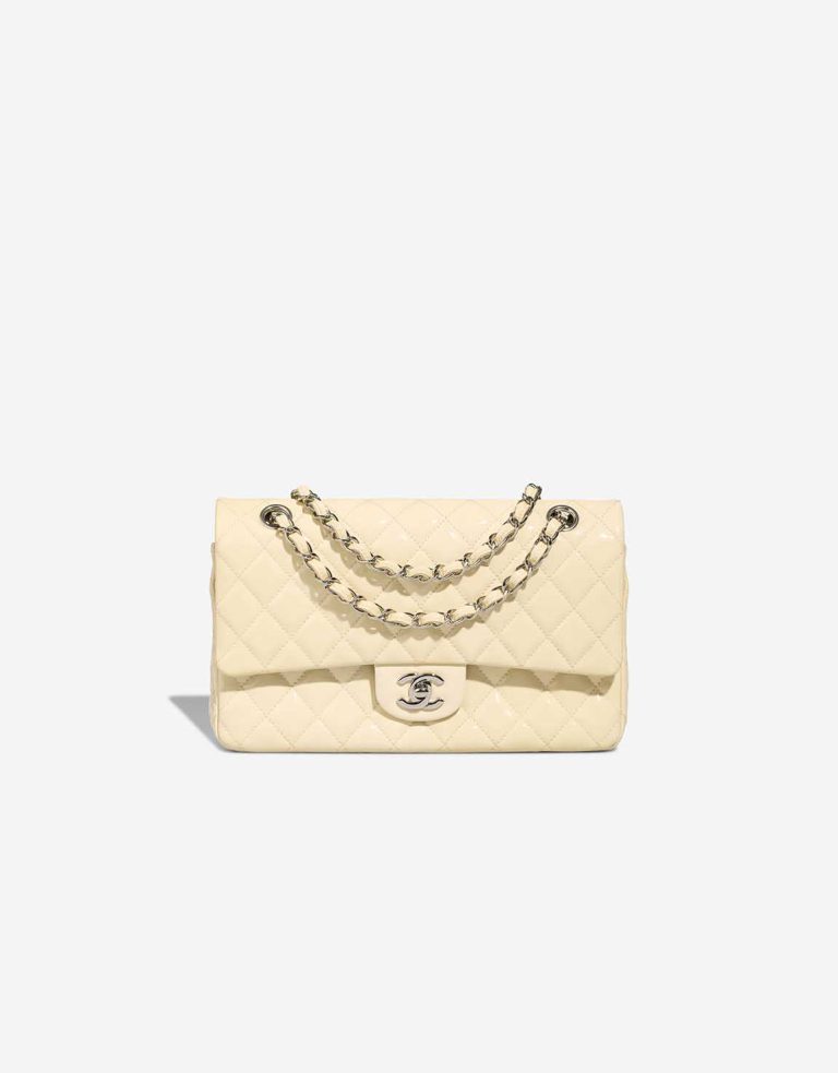 Chanel Timeless Medium Patent White Front | Verkaufen Sie Ihre Designer-Tasche