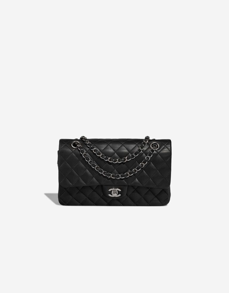 Chanel Timeless Medium Lamb Black Front | Vendez votre sac de créateur