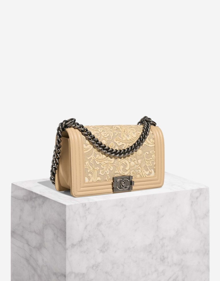 Chanel Boy Medium Lamb Beige Front | Sell your designer bag