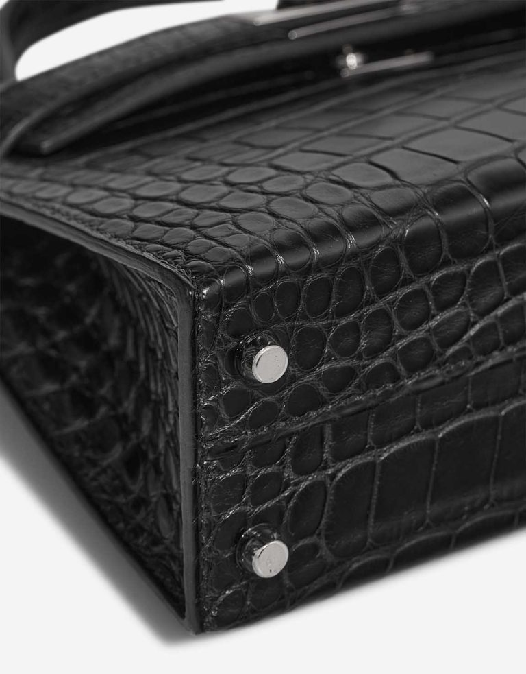 Hermès Kelly Mini Matte Alligator Schwarz Verschleißerscheinungen | Verkaufen Sie Ihre Designer-Tasche