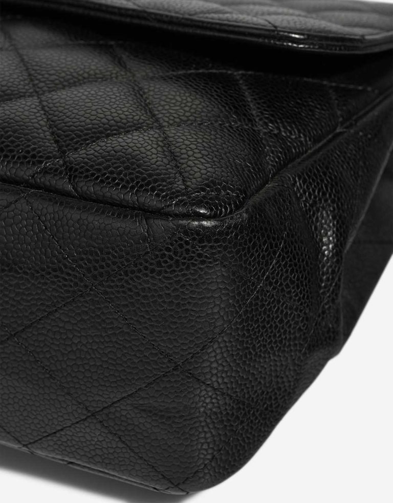 Chanel Timeless Jumbo Caviar Black Signs of wear | Sell your designer bag