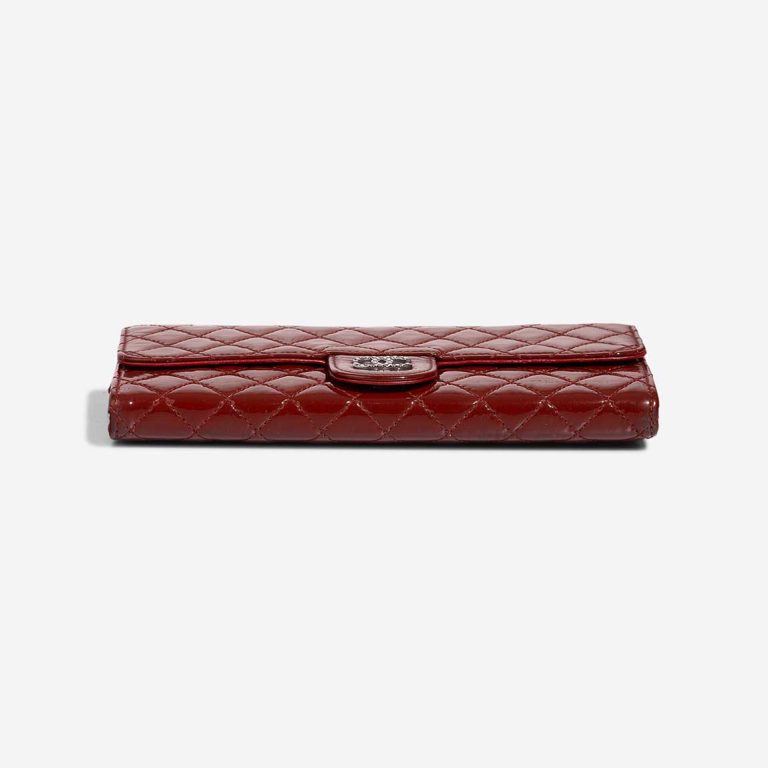 Chanel Timeless Portefeuille sur chaîne vernie rouge | Vendez votre sac de créateur