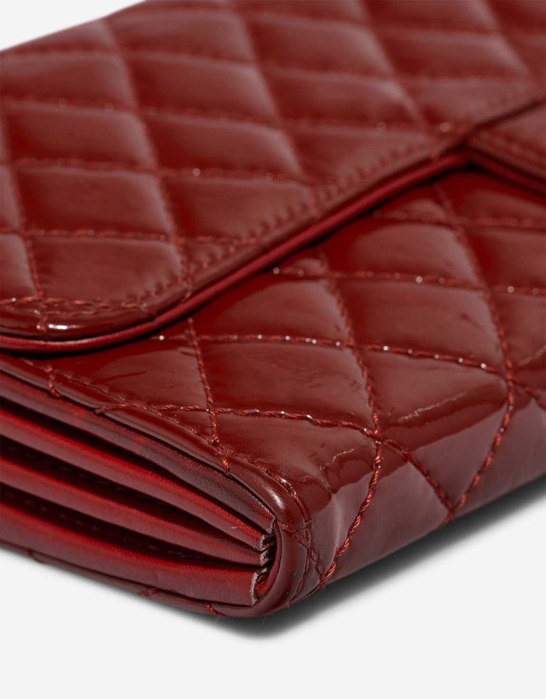 Chanel Timeless Portefeuille sur chaîne Patent Red Signes d'usure | Vendez votre sac de créateur