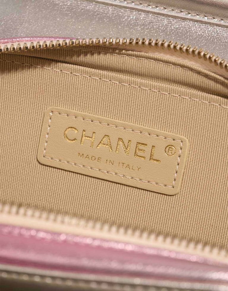 Chanel Like a Wallet Mini Lammleder Pink Logo | Verkaufen Sie Ihre Designer-Tasche