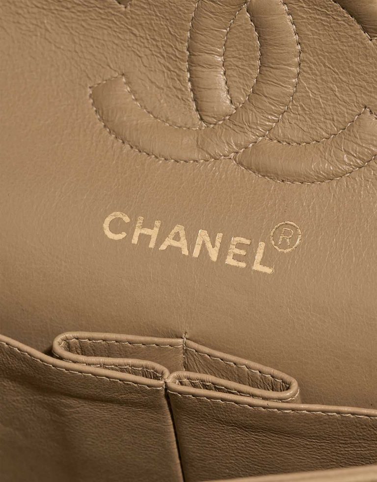 Chanel Timeless Medium Lammleder Braun Logo | Verkaufen Sie Ihre Designer-Tasche