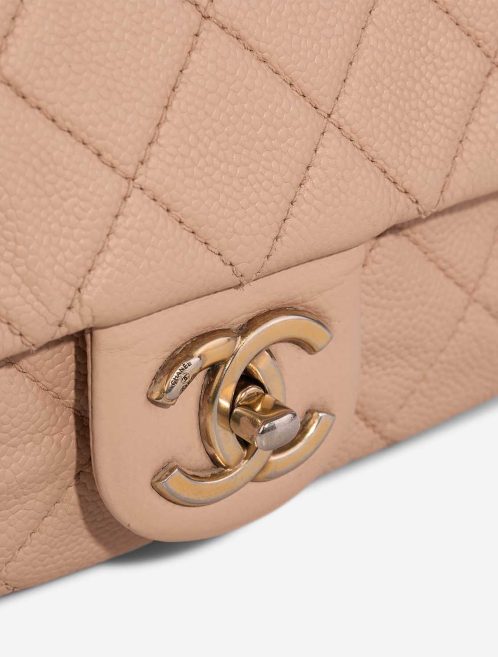 Chanel Timeless Medium Caviar Beige Closing System | Sell your designer bag