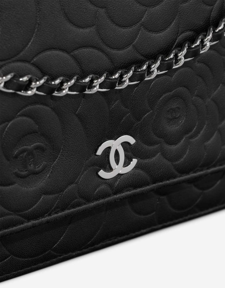 Chanel Wallet On Chain Camellia Lamb Black Closing System | Sell your designer bag