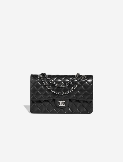 Chanel Timeless Medium Lamb Black Front | Vendez votre sac de créateur