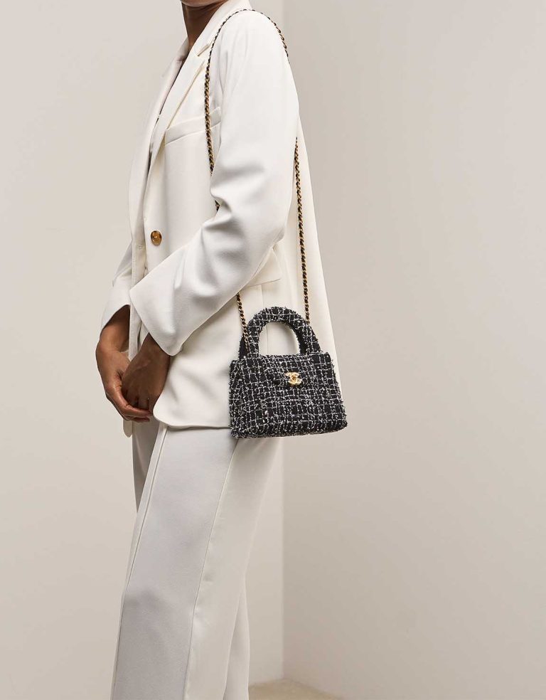 Chanel Kelly Medium Tweed Black / White Front | Sell your designer bag