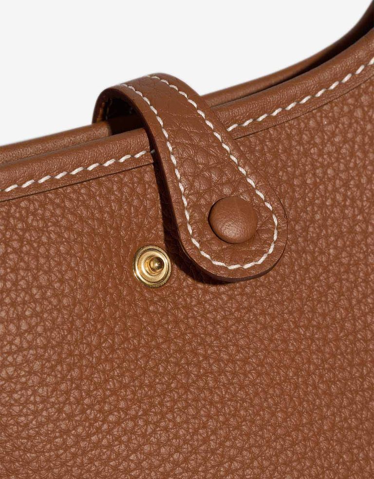 Hermès Evelyne 16 Taurillon Clémence Gold Front | Sell your designer bag