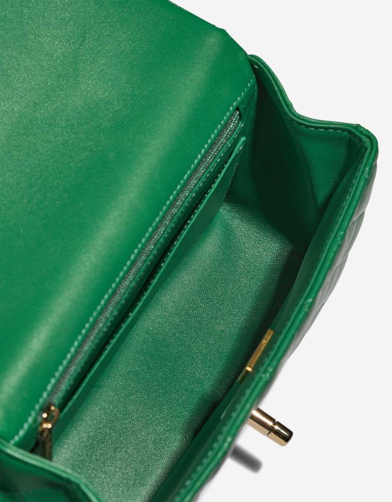 Chanel Timeless Poignée Mini Rectangulaire Agneau Vert Intérieur | Vendez votre sac de créateur