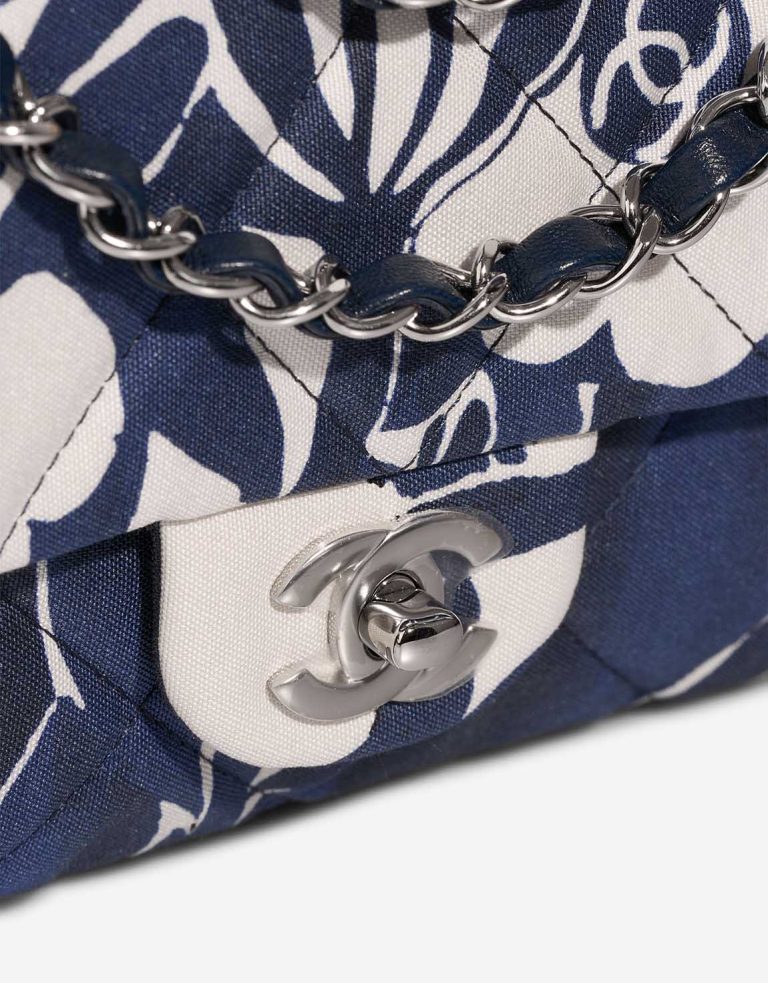 Chanel Timeless Medium Fabric Blue / White Closing System | Sell your designer bag