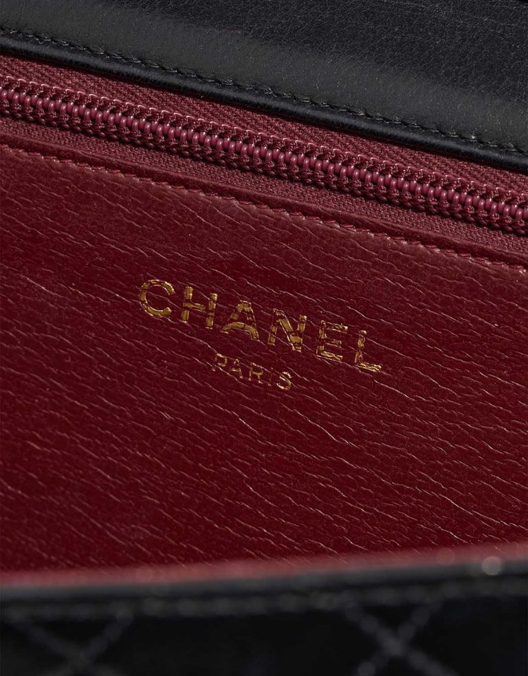 Chanel Timeless Medium Lamb Black Logo | Vendez votre sac de créateur