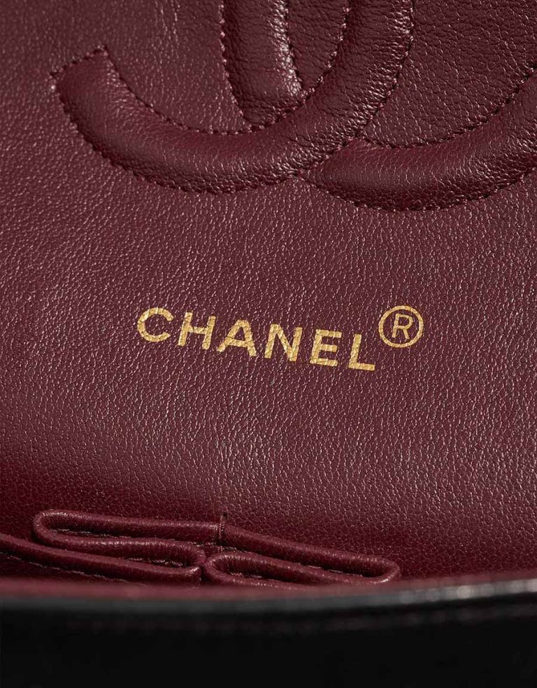 Chanel Timeless Medium Lamb Black Logo | Vendez votre sac de créateur