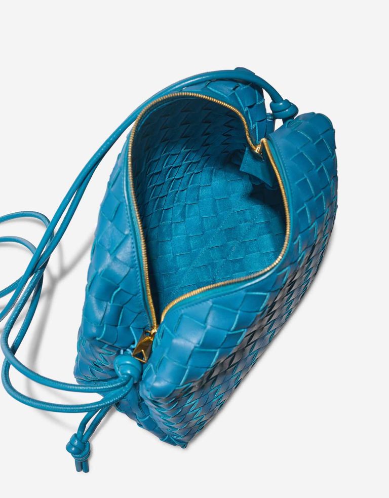 Bottega Veneta Loop Medium Lamb Blue Inside | Sell your designer bag