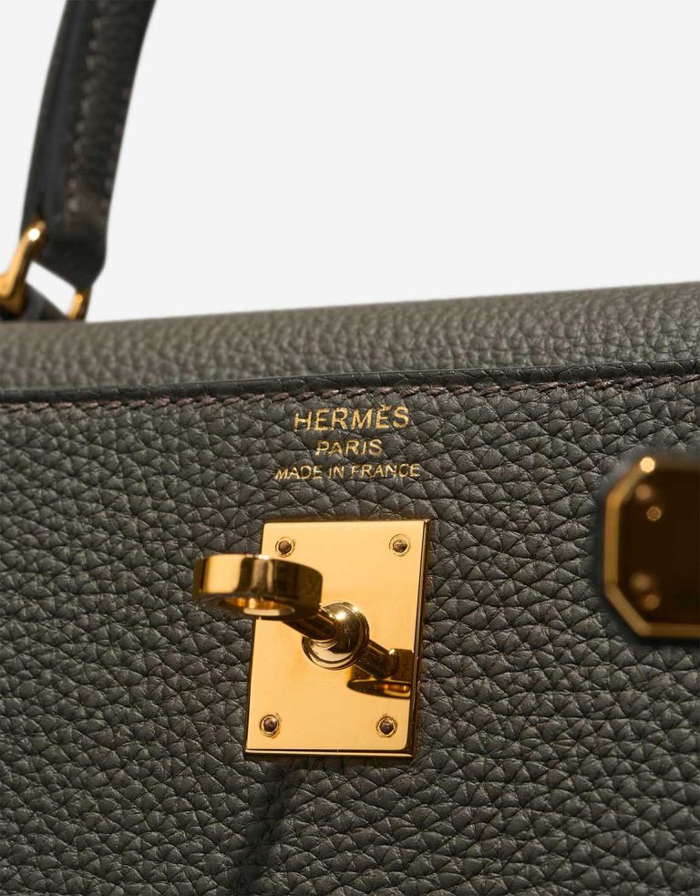 Hermès Kelly 25 Togo Vert de Gris Logo | Verkaufen Sie Ihre Designertasche