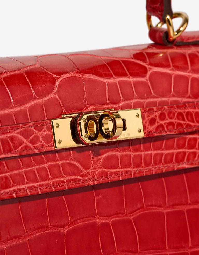 Hermès Kelly 25 Alligator Mississippi Rouge de Coeur Closing System | Sell your designer bag