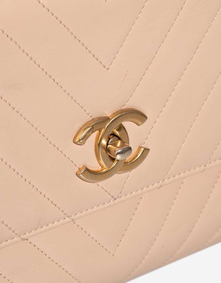 Chanel Timeless Handle Large Calf Beige Closing System | Sell your designer bag