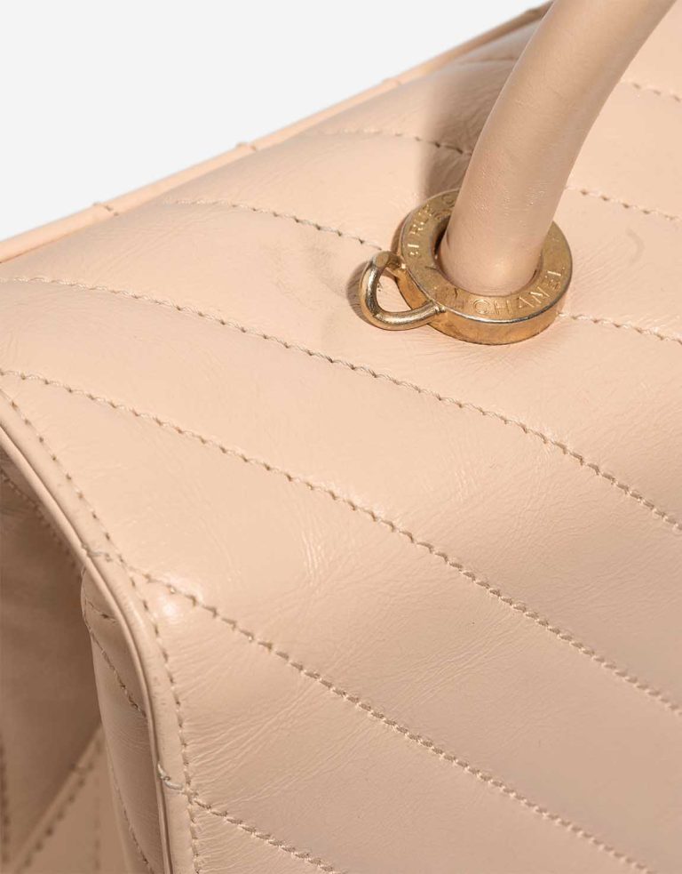 Chanel Timeless Handle Large Calf Beige Signs of wear | Sell your designer bag