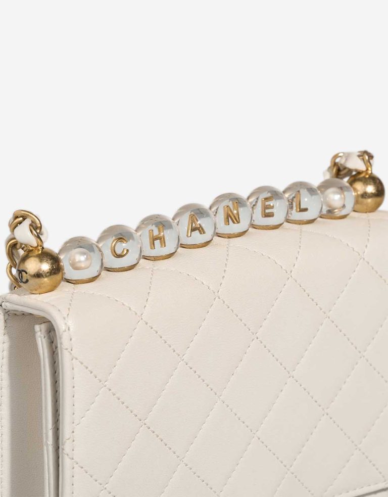 Chanel Flap Bag Small Lamb White / Gold Signs of wear | Sell your designer bag