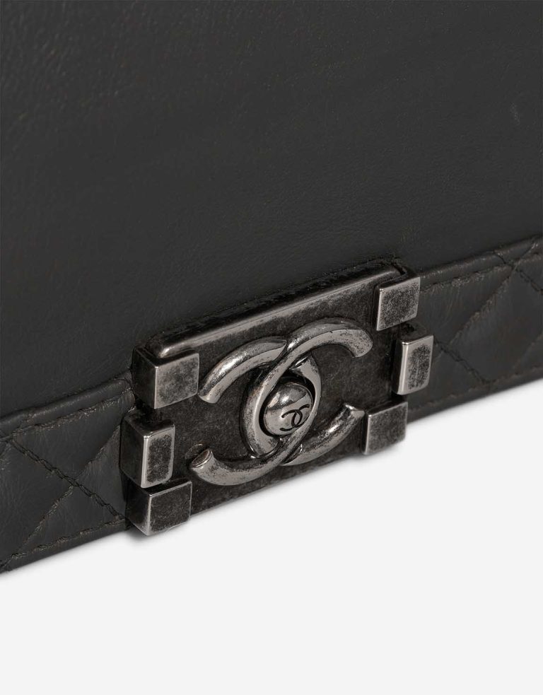 Chanel Boy Large Lamb / Calf Grey Closing System | Sell your designer bag