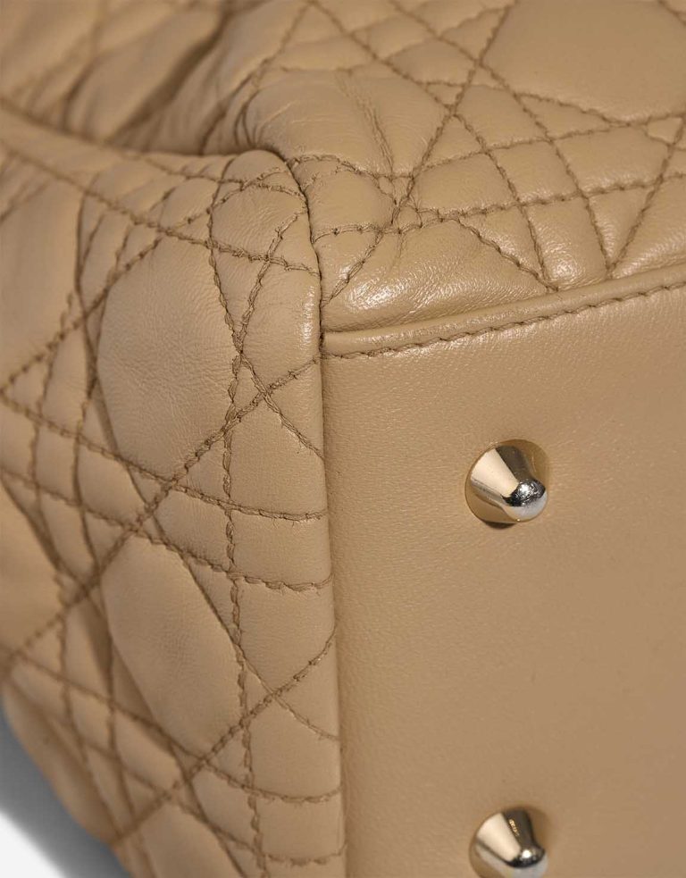 Dior Shopper Medium Lamb Beige Signs of wear | Sell your designer bag