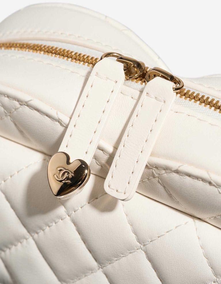 Chanel Timeless Heart Large Lamb White Closing System | Sell your designer bag