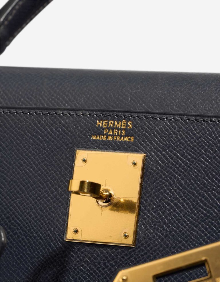 Hermès Kelly 28 Courchevel Bleu Marine Logo | Sell your designer bag