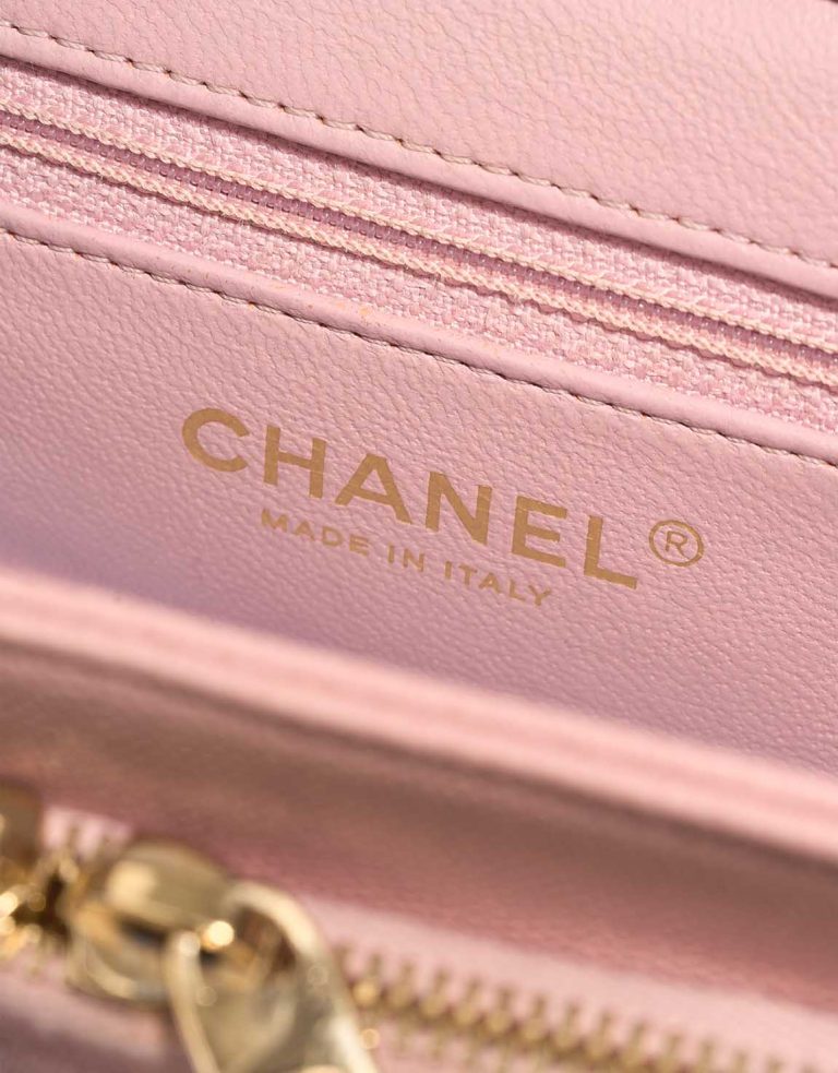 Chanel Business Affinity Small Caviar-Leder Blush Logo | Verkaufen Sie Ihre Designer-Tasche