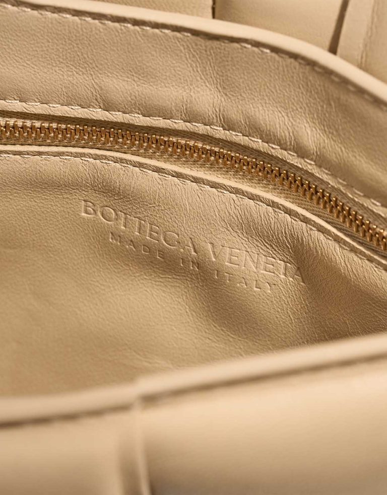 Bottega Veneta Cassette Lamb Beige Logo | Sell your designer bag