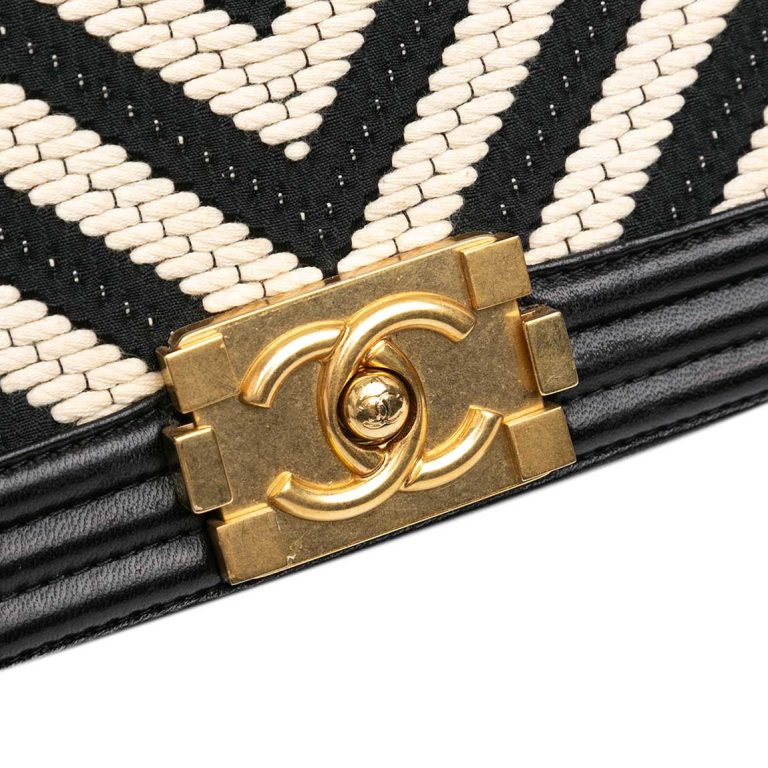 Chanel Boy Medium Lamb Leather Black / White Front | Sell your designer bag