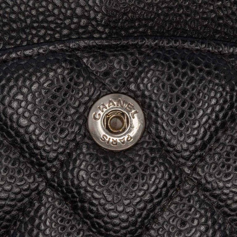 Chanel Timeless Medium Caviar Black Closing System | Sell your designer bag