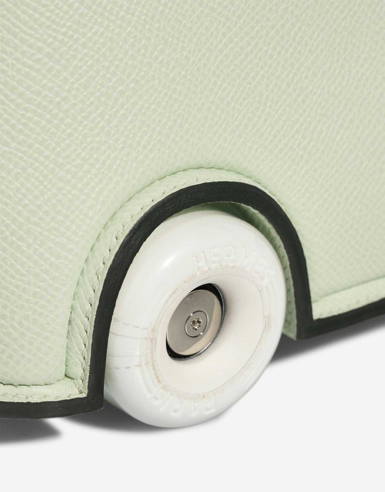 Hermès Bolide on Wheels Mini Epsom Vert Fizz Signs of wear | Sell your designer bag