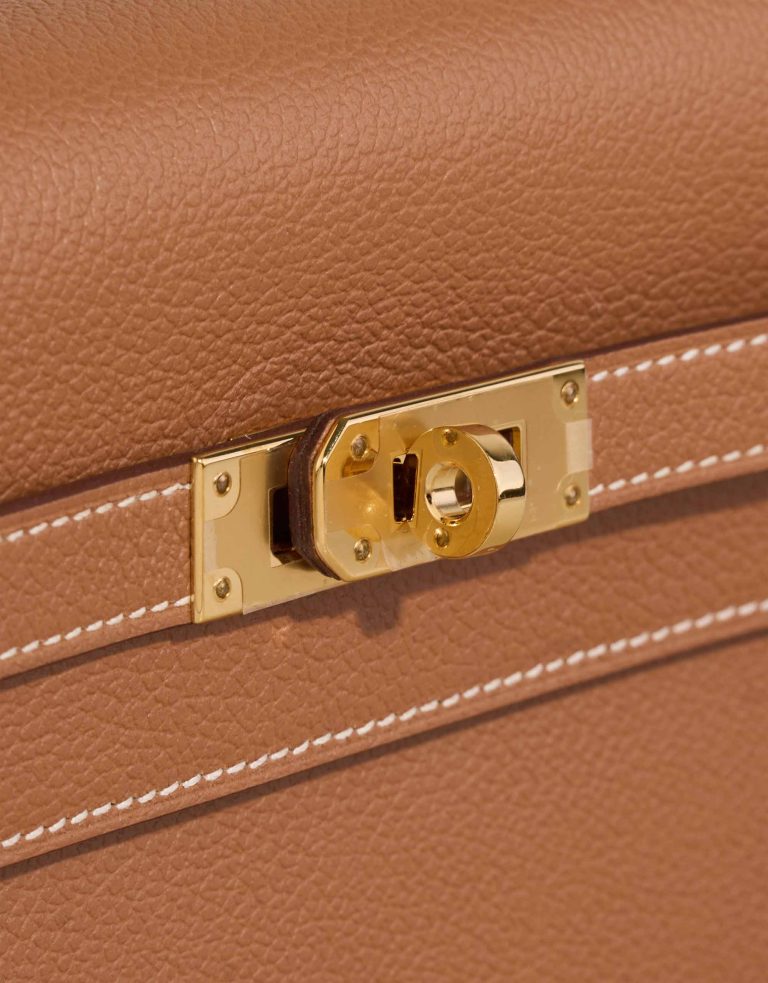 Hermès Kelly To Go Evercolor Gold Verschluss-System | Verkaufen Sie Ihre Designer-Tasche