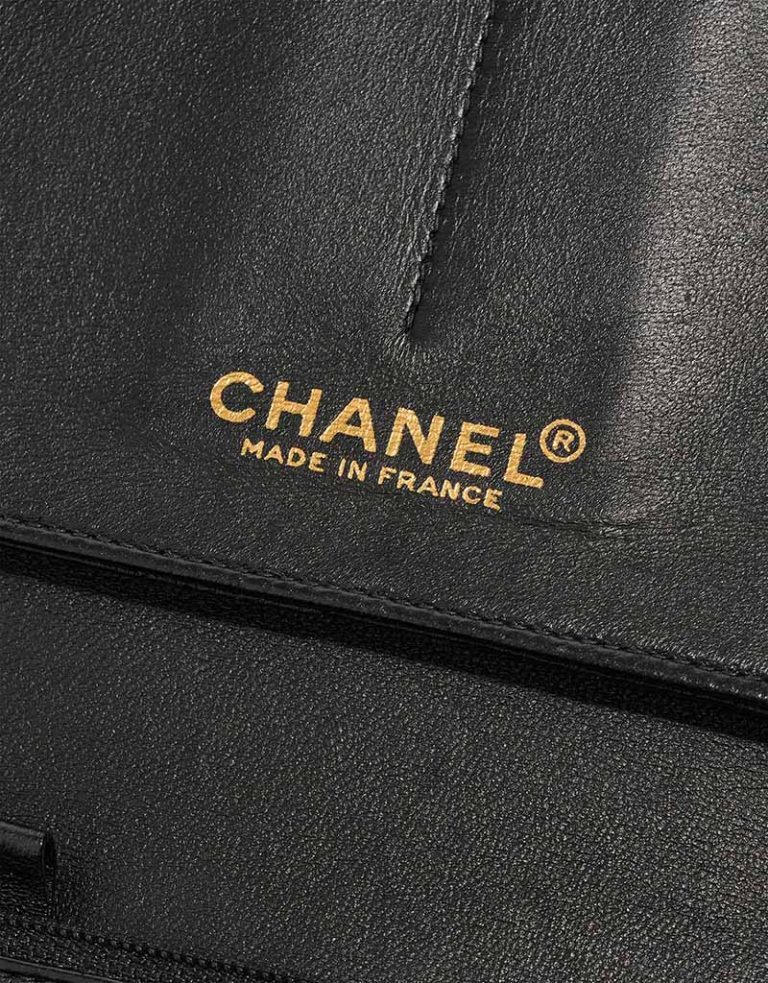 Chanel Chocolate Bar Camelia Clutch Tweed / Patent / Lamb Black Logo | Sell your designer bag